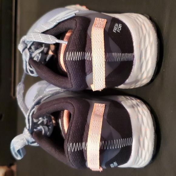 EUC New Balance Fresh Foam Arishi - Picture 3 of 11